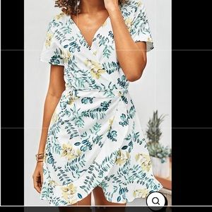 Cupshe wrap dress